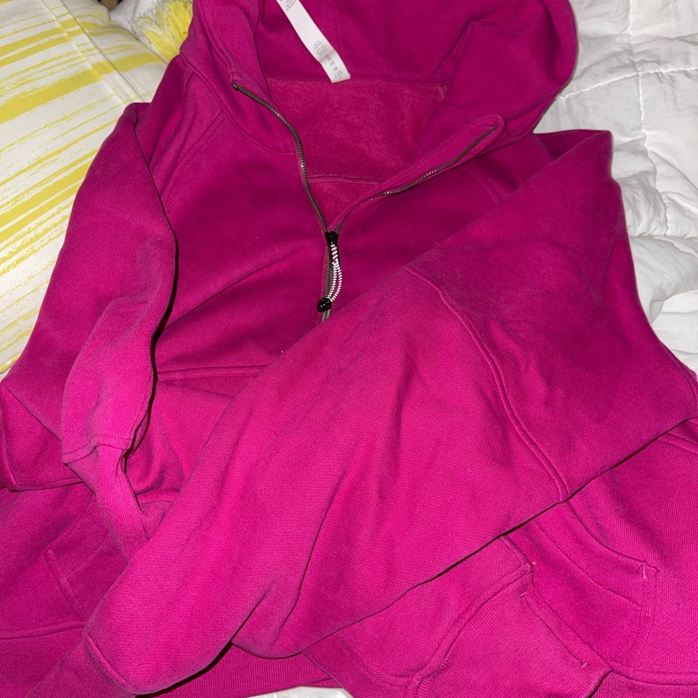 Lululemon scuba half zip.